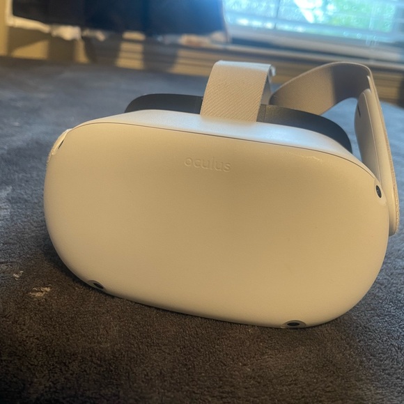 Oculus - Picture 2 of 5